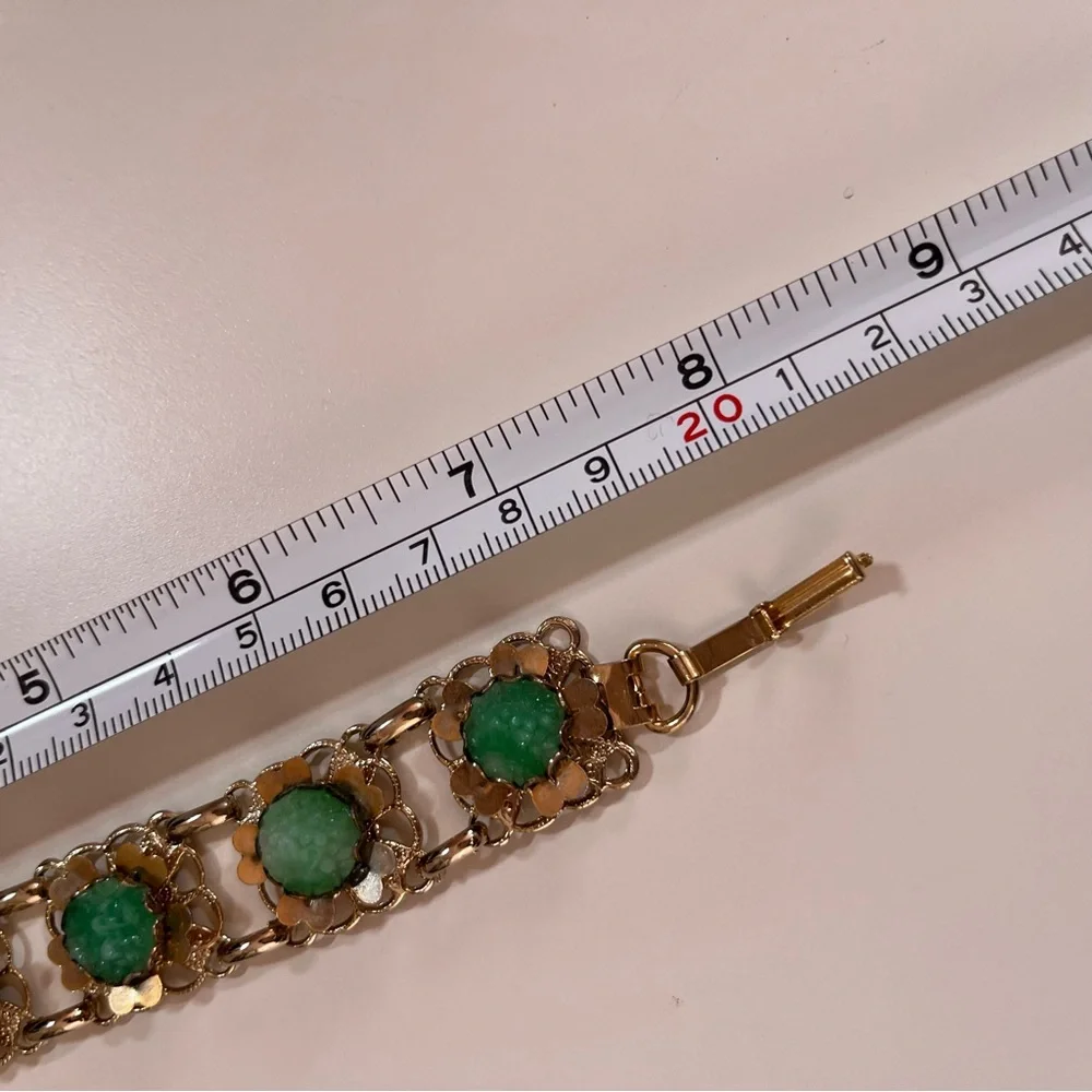 Vintage antique 1940's Art deco Green Peeking Glass Gold wide Bracelet